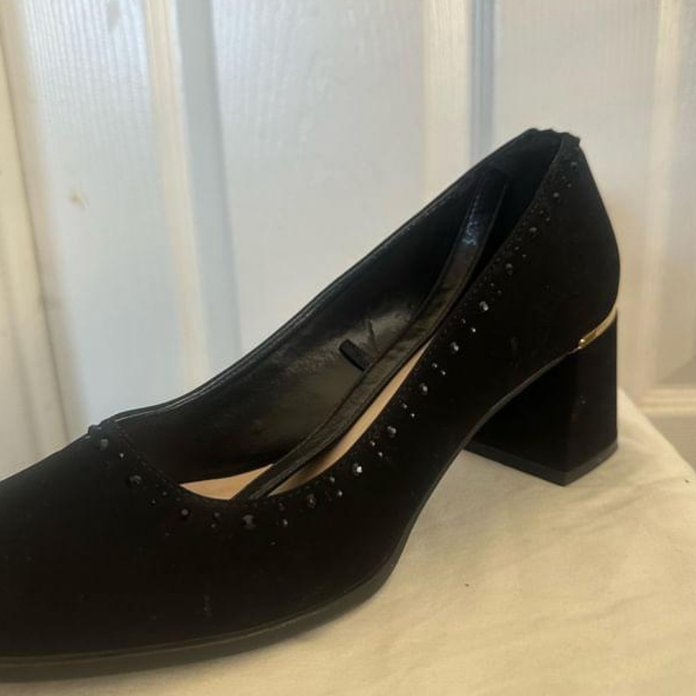 ANDIAMO | Cute black block heels with rhinestones